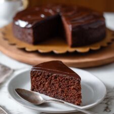 Sachertorte: Classic Austrian Chocolate Cake Recipe