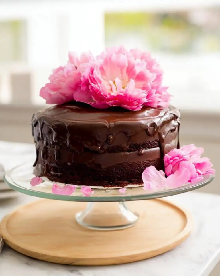 Chocolate Beet Cake with Avocado Frosting Recipe