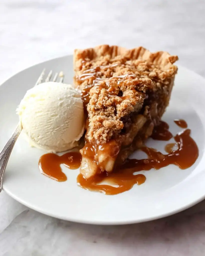 Apple Pie with Pumpkin Caramel Sauce Recipe