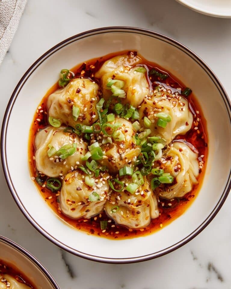 Chicken Wontons in Spicy Chili Sauce Recipe