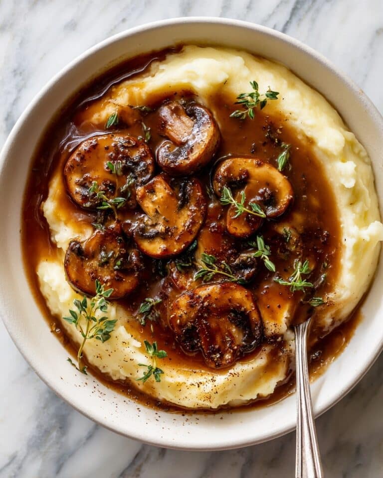 Rich Mushroom Gravy with Herbs Recipe
