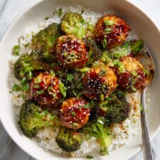 Sweet & Spicy Sesame Chicken Meatball Bowls Recipe