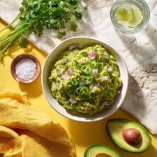 Simple Classic Guacamole Recipe