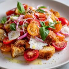 Classic Italian Panzanella Salad Recipe