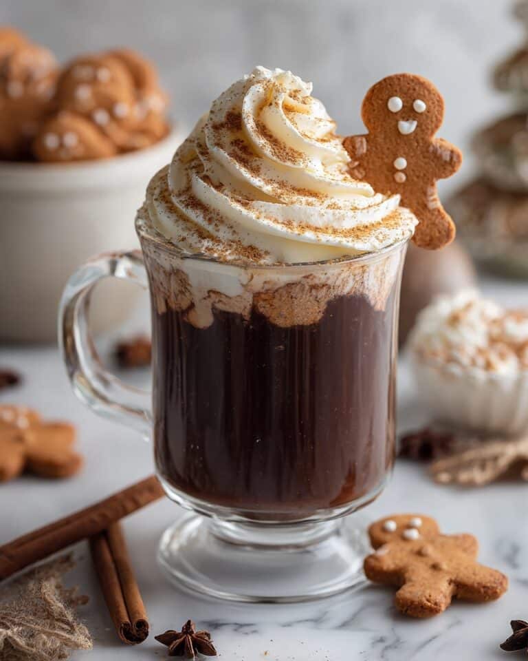 The Best Homemade Gingerbread Latte Recipe
