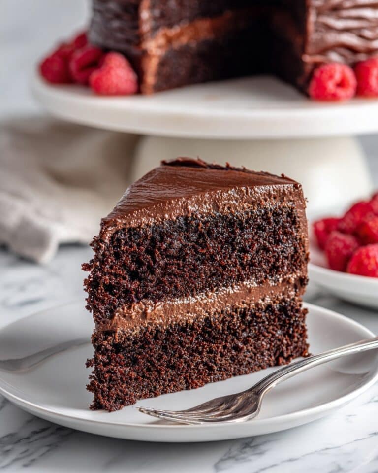 Rich & Indulgent Chocolate Ganache Cake Recipe